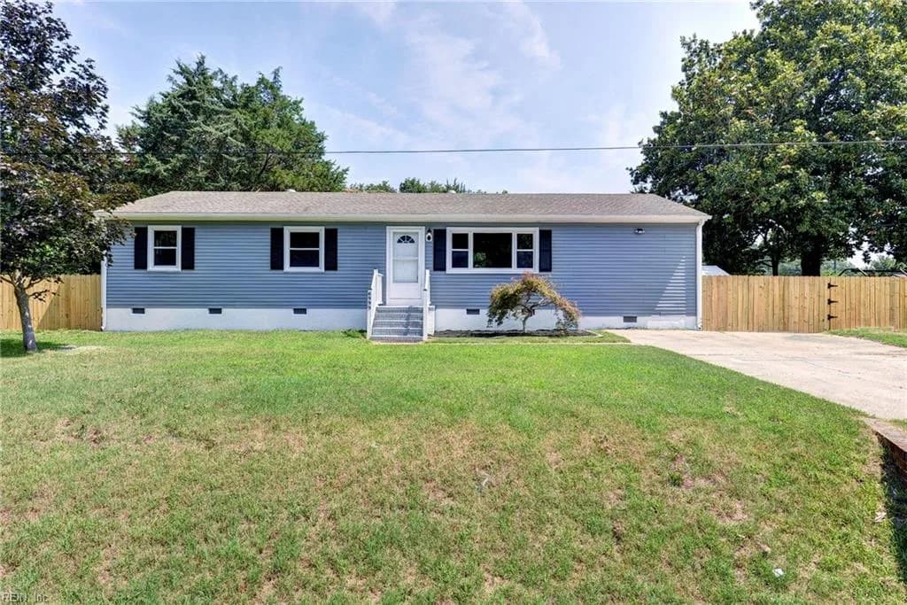 6999 Linda CIR, HAYES VA 23072 - Photo 3