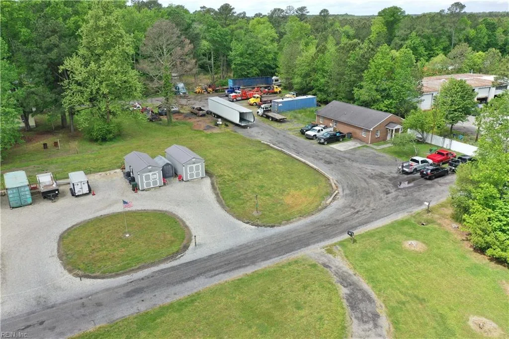 9584 Bear Trap CIR, WINDSOR VA 23487