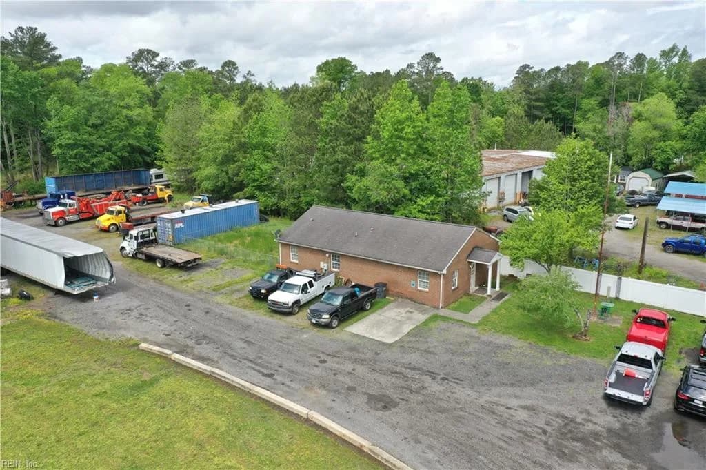 9584 Bear Trap CIR, WINDSOR VA 23487 - Photo 5