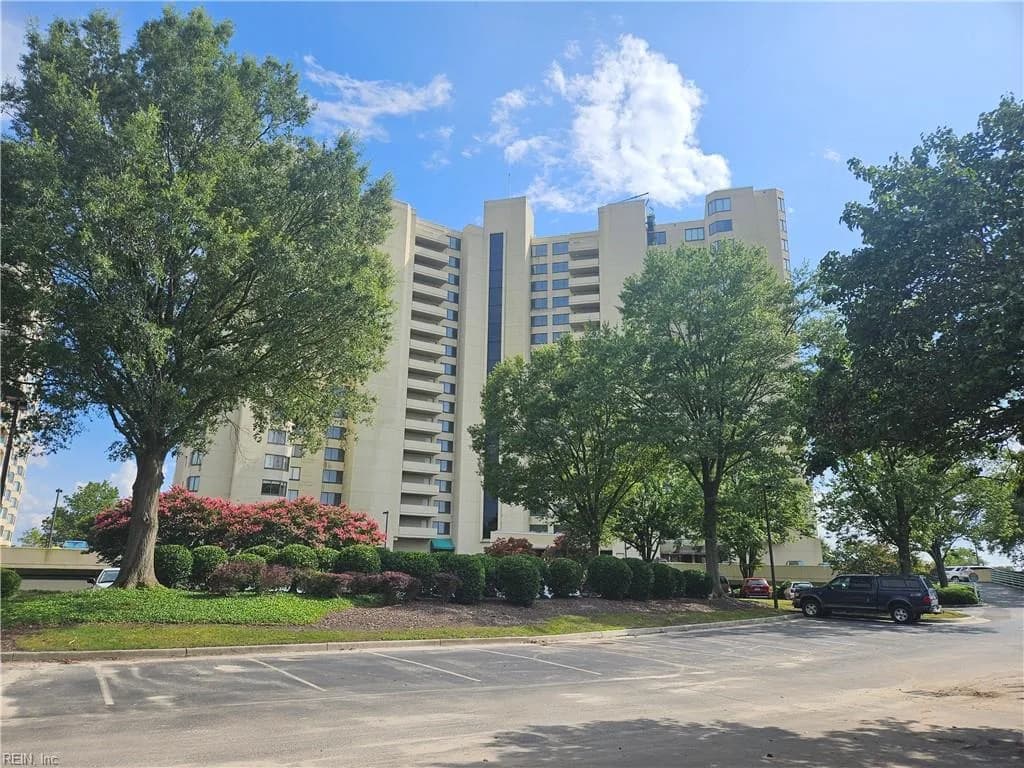 7505 River RD #3C, NEWPORT NEWS VA 23607 - Photo 2
