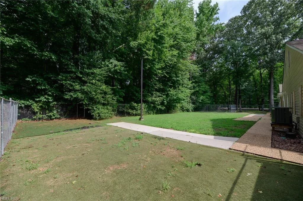 3440 Hampton HWY, YORKTOWN VA 23693 - Photo 4