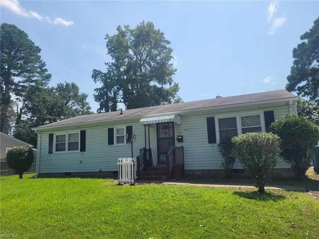 221 Picard DR, NEWPORTNEWS VA 23608 - Photo 3