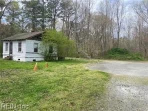 2045 HAMPTON HWY, YORKTOWN VA 23693 - Photo 2