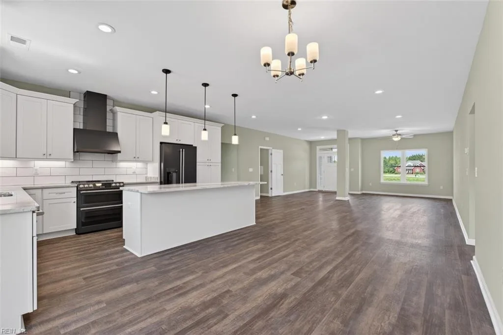 231 Longstreet LN, SUFFOLK VA 23434 - Photo 5
