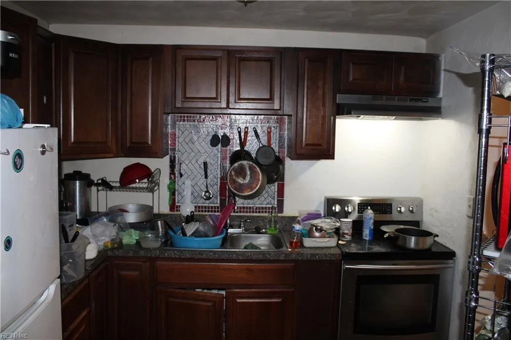 12 Kingslee LN, HAMPTON VA 23669 - Photo 5