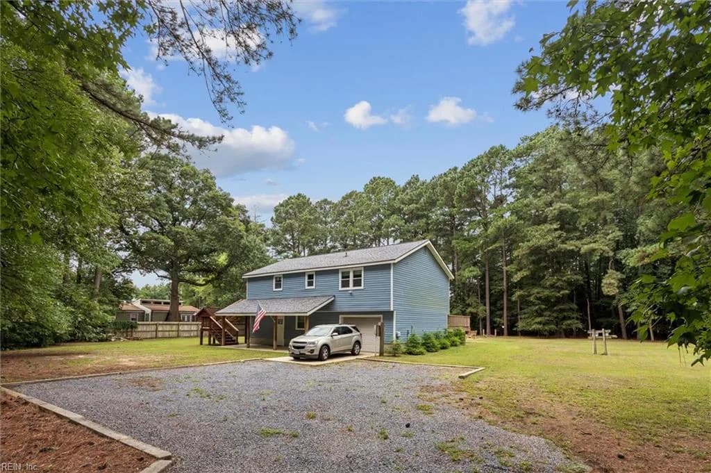 12464 Grand Square LN, CARROLLTON VA 23314 - Photo 4
