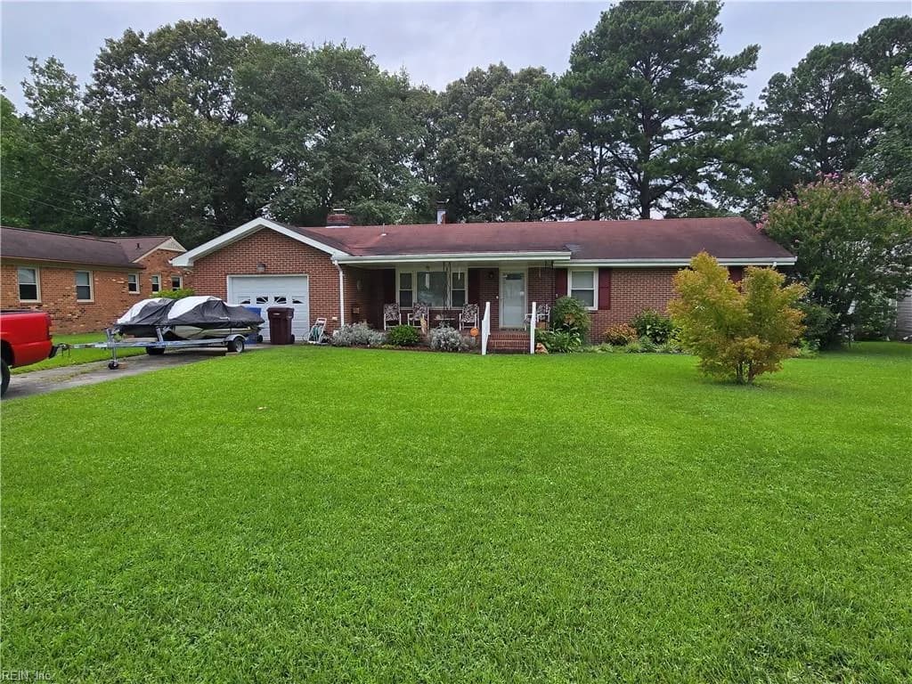 2200 Christopher DR, CHESAPEAKE VA 23321 - Photo 2