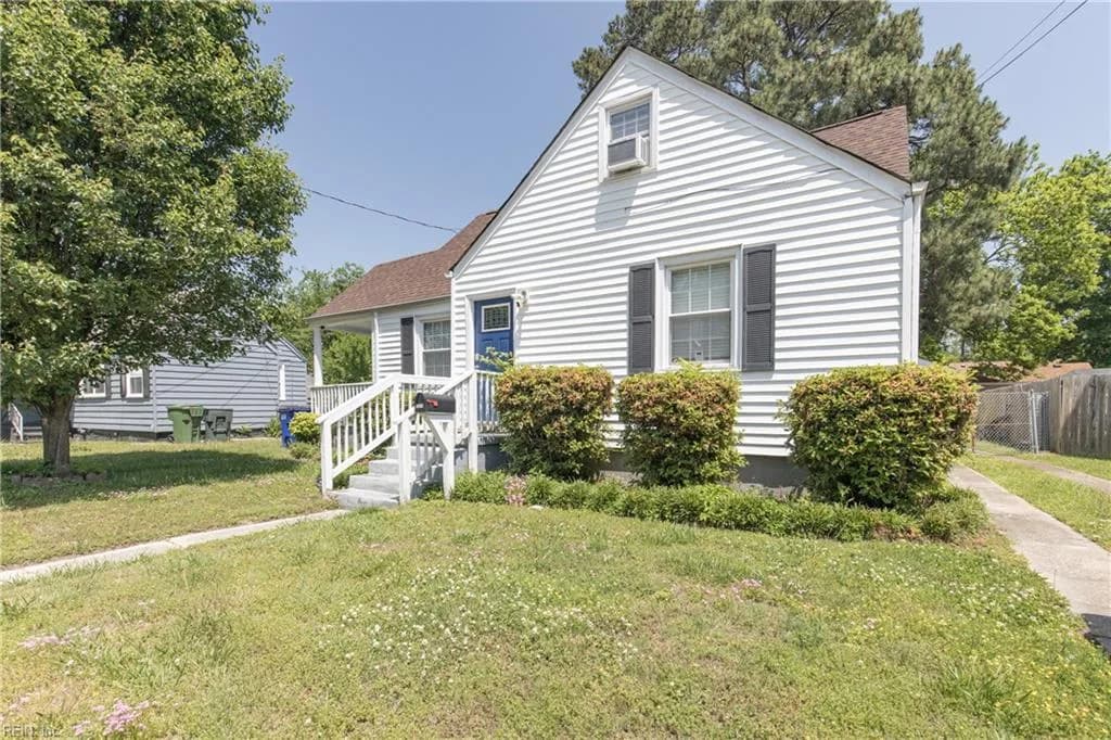 1614 Broadfield RD, NORFOLK VA 23503 - Main photo