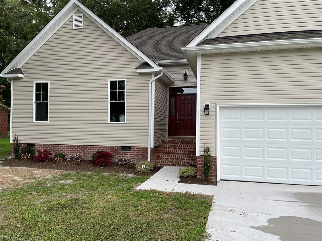 59 Huber RD, NEWPORTNEWS VA 23601