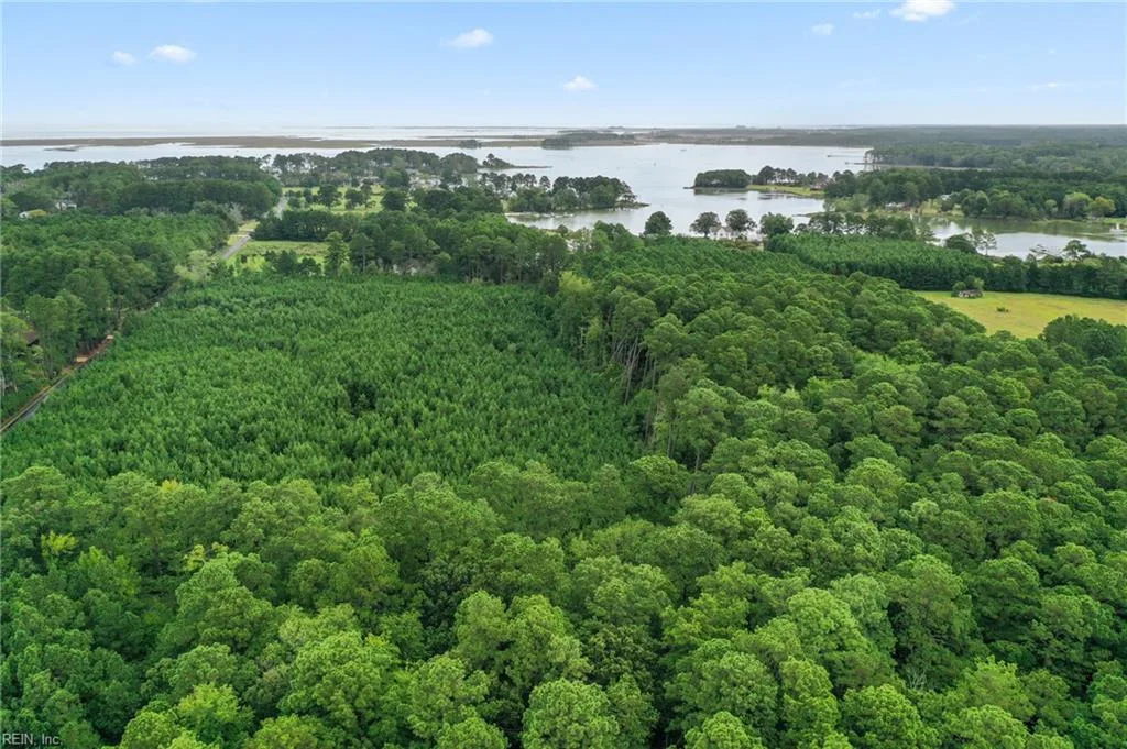 1.06AC East Point RD, ONANCOCK VA 23417
