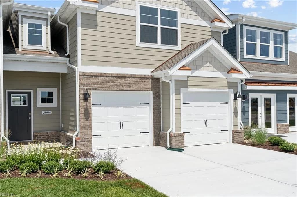 2004 Munro LN, CHESAPEAKE VA 23322 - Photo 2