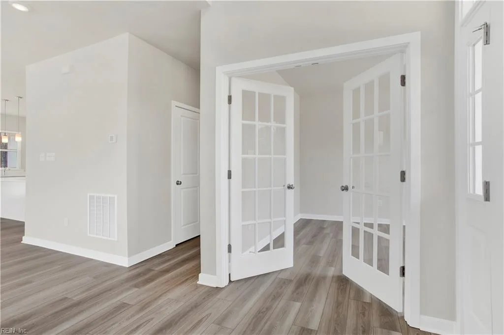 6300 Fawncrest LN, WILLIAMSBURG VA 23188 - Photo 4
