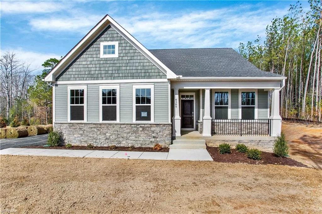 6305 Fawncrest LN, Williamsburg — 4 bed Residential, 2,918 sqft