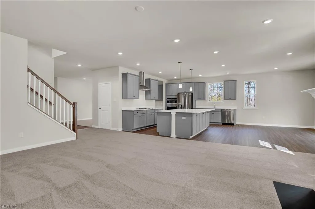 6308 Fawncrest LN, WILLIAMSBURG VA 23188 - Photo 5