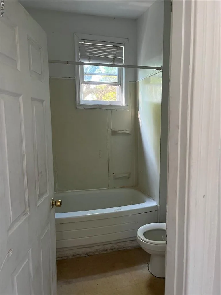 1034 26th ST, NEWPORTNEWS VA 23607 - Photo 4