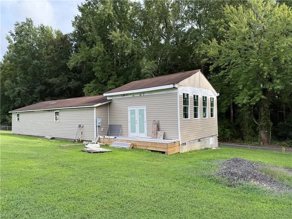 5323 Clay Bank RD, GLOUCESTER VA 23061 - Photo 2