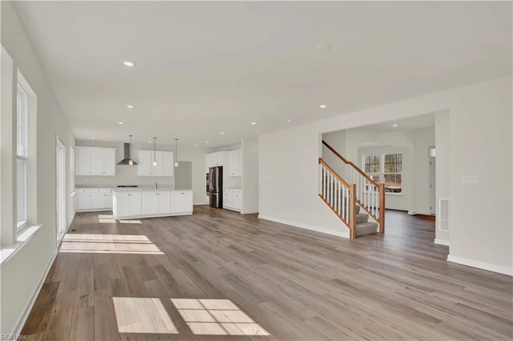 6304 Fawncrest LN, WILLIAMSBURG VA 23188 - Photo 3