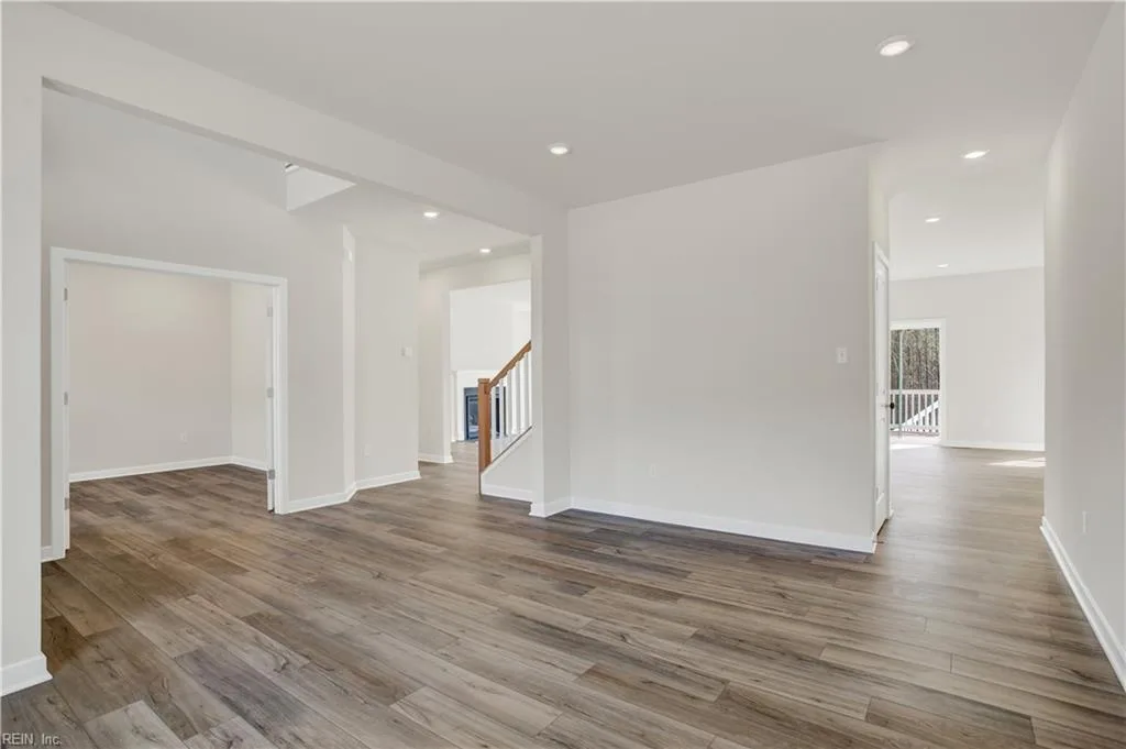 6304 Fawncrest LN, WILLIAMSBURG VA 23188 - Photo 5