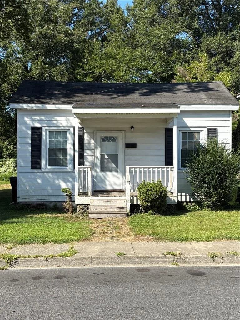 407 Hall ST, FRANKLIN VA 23851 - Main photo