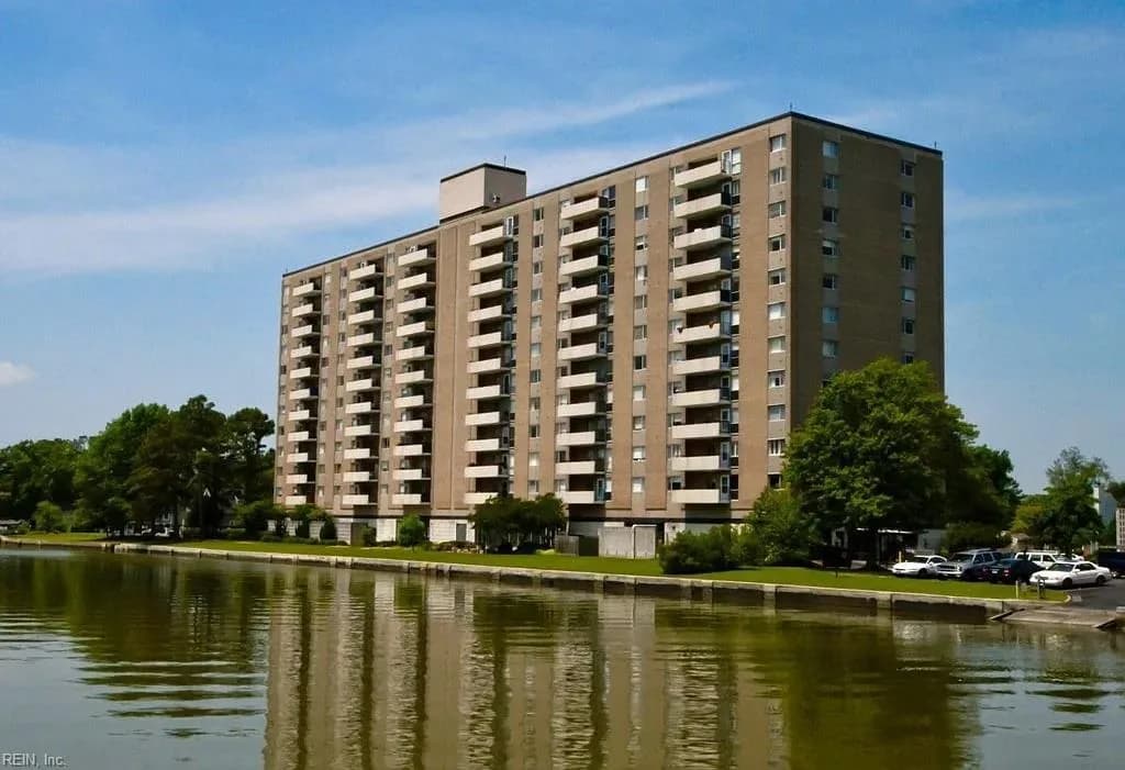 7320 Glenroie AVE #4L, NORFOLK VA 23505 - Main photo