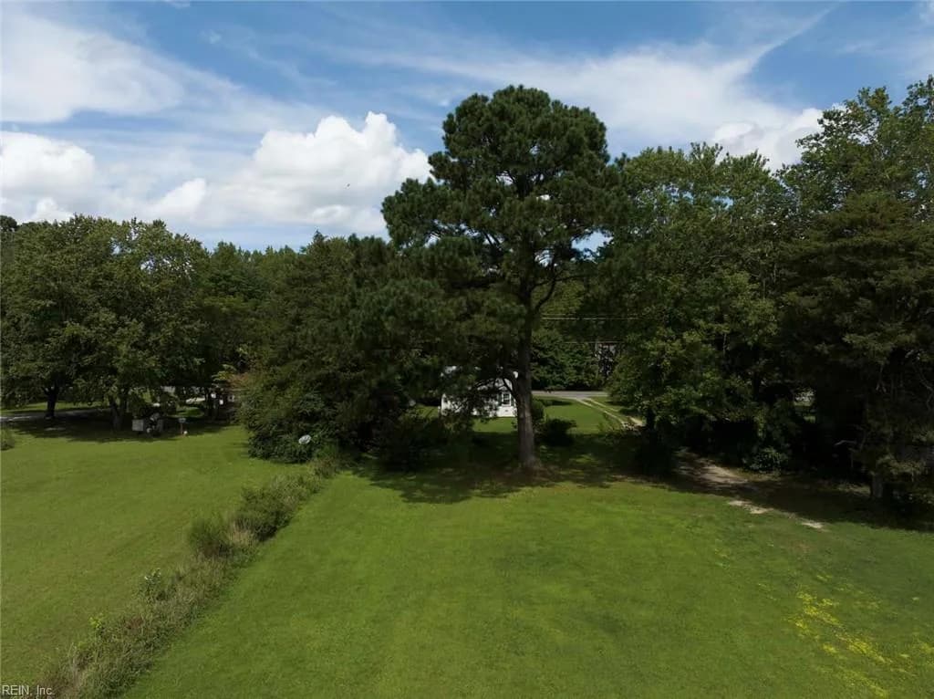 7848 Guinea RD, GLOUCESTER VA 23061 - Photo 4