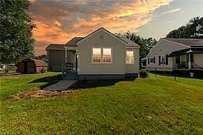 201 Brook AVE, Suffolk — 3 bed Residential, 1,200 sqft
