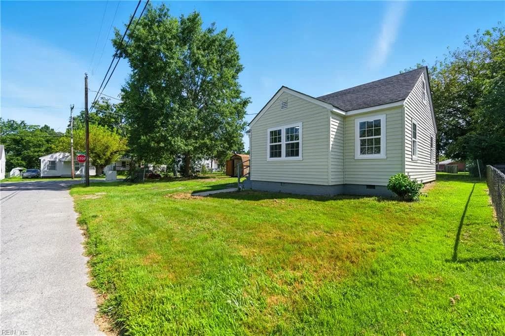 201 Brook AVE, SUFFOLK VA 23434 - Photo 5
