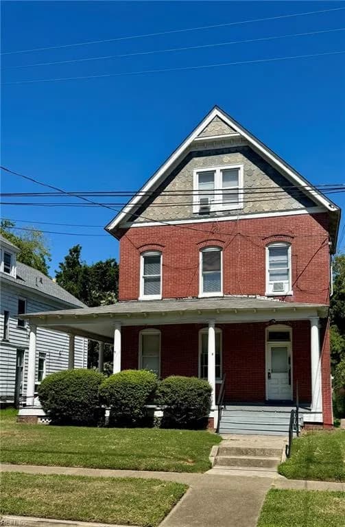 319 52nd ST, NEWPORTNEWS VA 23607 - Photo 2