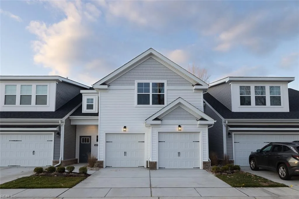 4611 Longleaf PL, CHESAPEAKE VA 23321