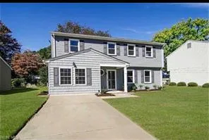 10 Eberly Terrace TER, HAMPTON VA 23669