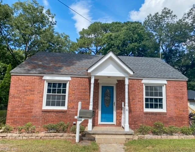 18 N Colin DR, PORTSMOUTH VA 23701