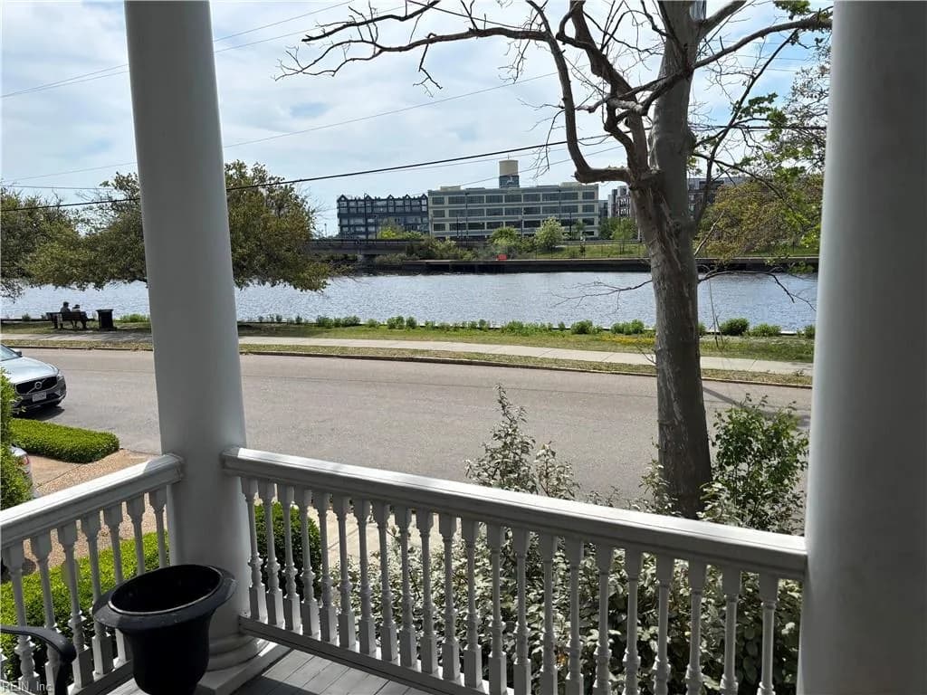 522 Mowbray ARCH, NORFOLK VA 23507 - Photo 3