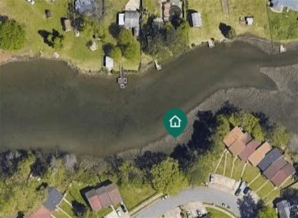 619 Lanier CRES, PORTSMOUTH VA 23707 - Photo 2