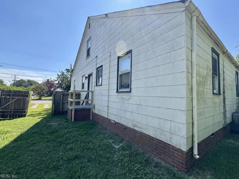 106 Constitution AVE #A&B, PORTSMOUTH VA 23704 - Photo 4
