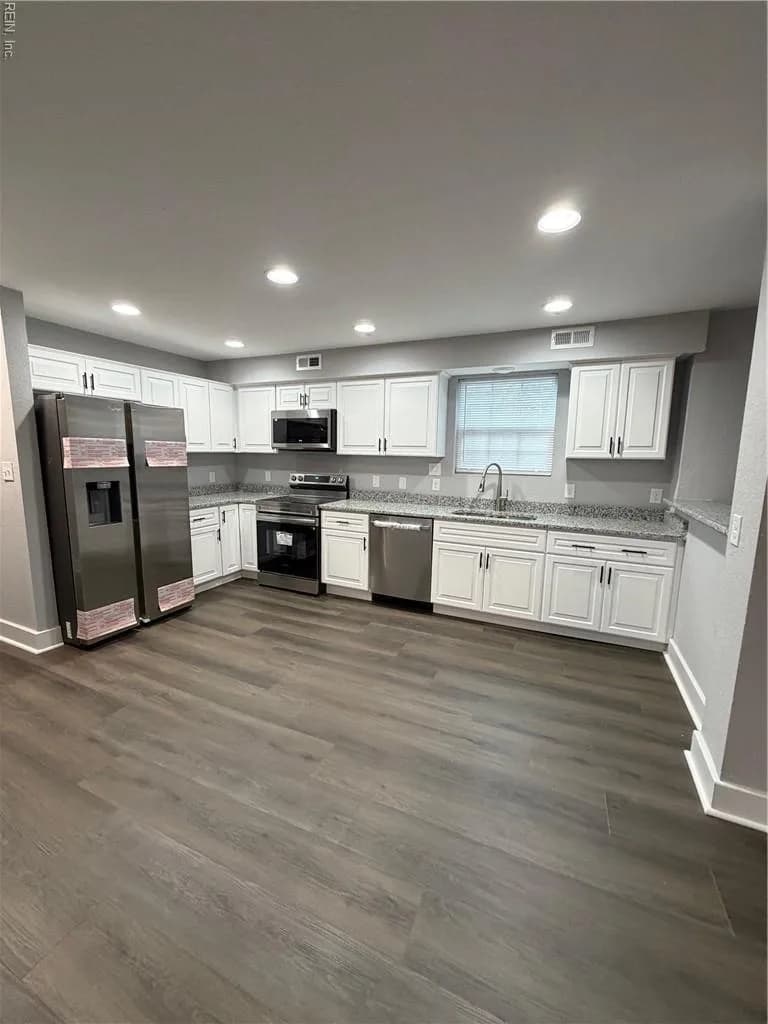 924 Potomac AVE, PORTSMOUTH VA 23707 - Photo 5