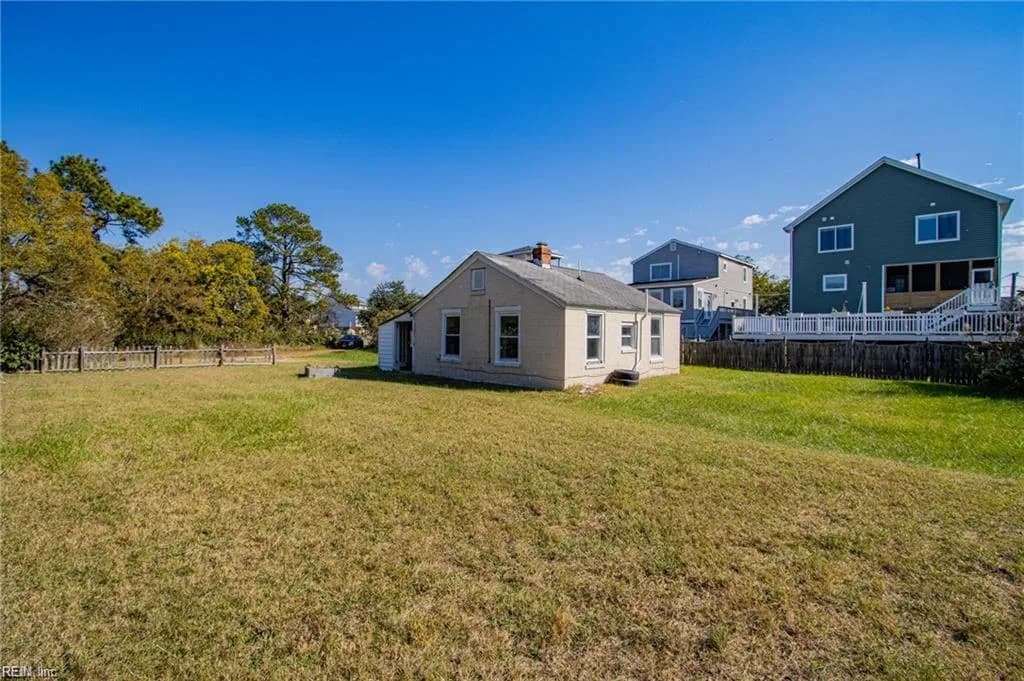 21 Constant RD, HAMPTON VA 23664 - Photo 4