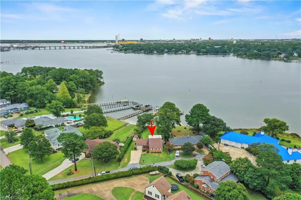 3121 Riveredge DR, PORTSMOUTH VA 23703 - Main photo