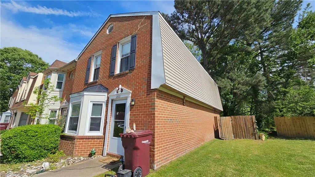 2001 Candlelight DR, CHESAPEAKE VA 23325