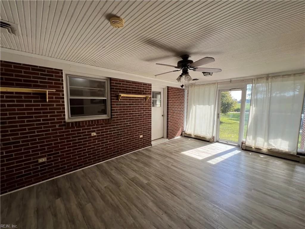 15190 Cottage Hill RD, SEDLEY VA 23878 - Photo 4