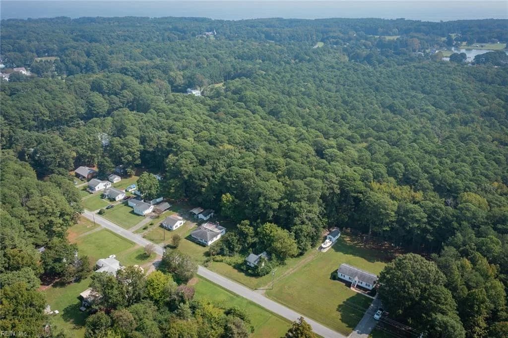 143 Callis Wharf RD, GRIMSTEAD VA 23064 - Photo 4