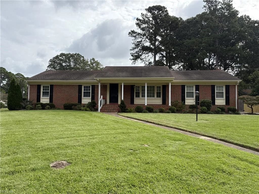 3317 Foxgrove LN, CHESAPEAKE VA 23321 - Photo 2