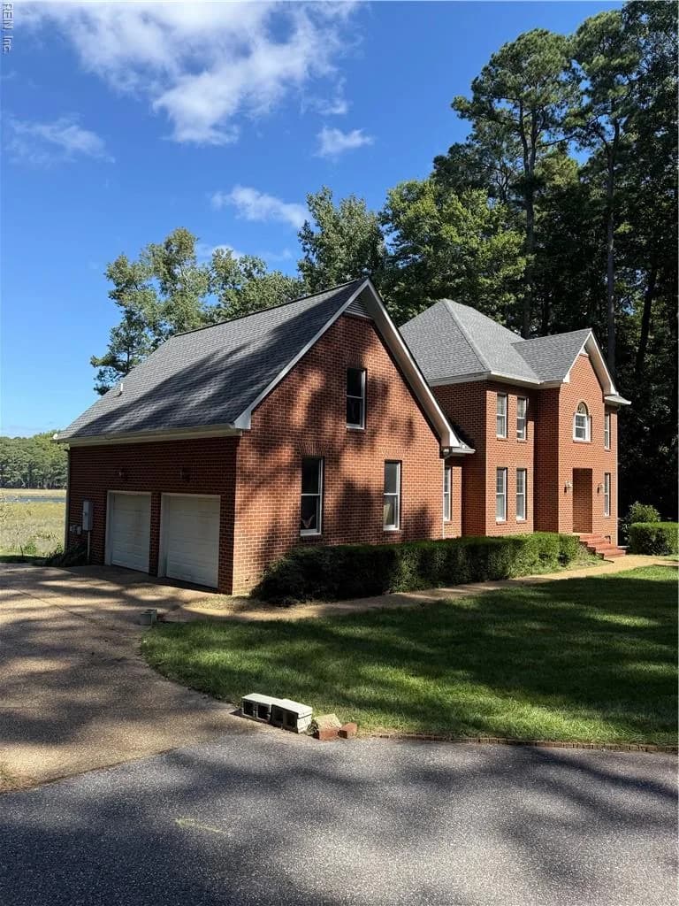 1358 Moyer RD, NEWPORTNEWS VA 23608 - Photo 3