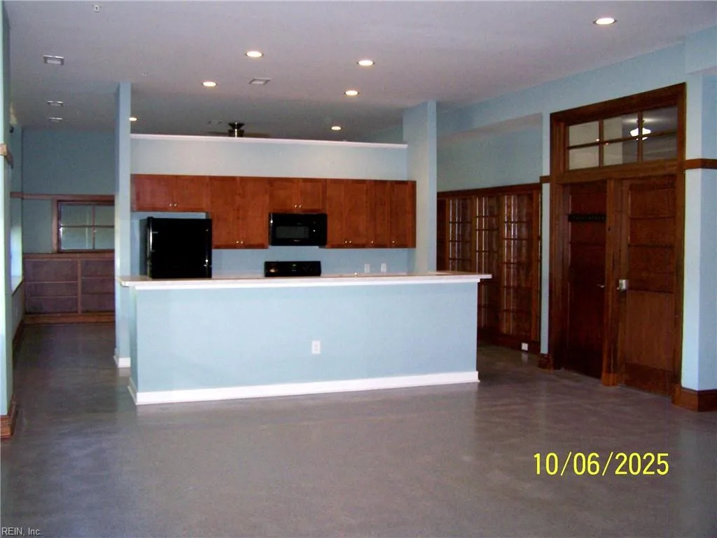 680 Oak ST #111, FRANKLIN VA 23851 - Photo 4