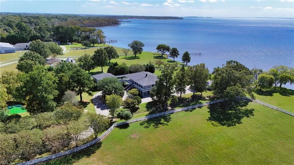 2069 Munden Point RD, VIRGINIABEACH VA 23457 - Photo 2