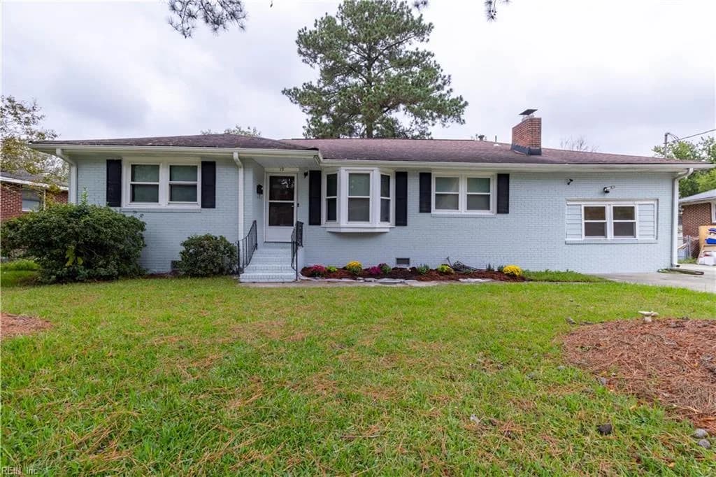 13 Kennedy DR, PORTSMOUTH VA 23702 - Main photo