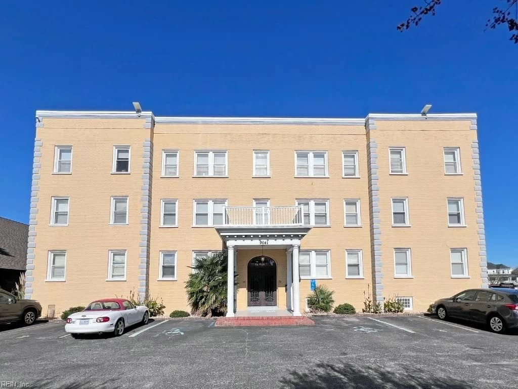 9641 Norfolk AVE #101, NORFOLK VA 23503 - Main photo