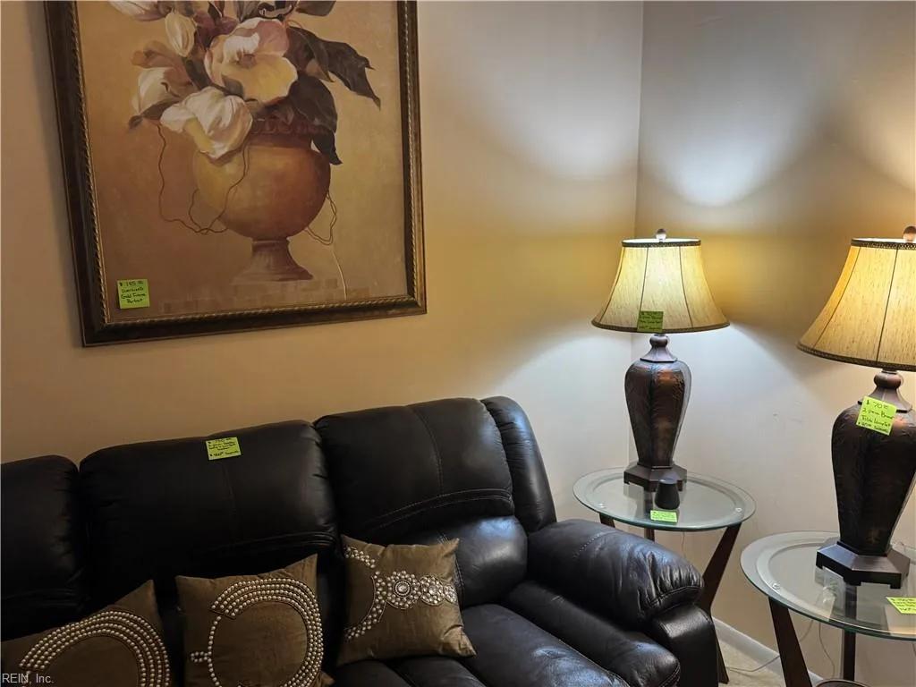 9 Kenilworth DR, HAMPTON VA 23666 - Photo 5
