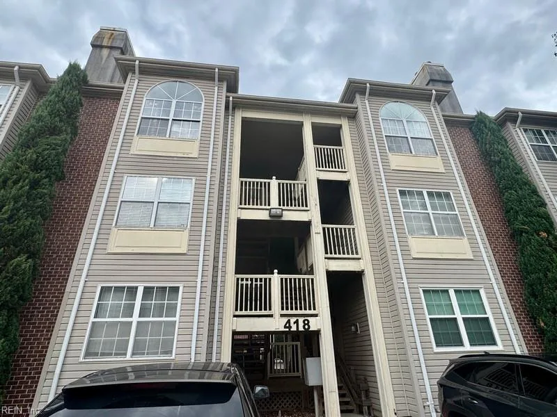 418 Delaware AVE #205, Norfolk — 2 bed Residential, 1,025 sqft