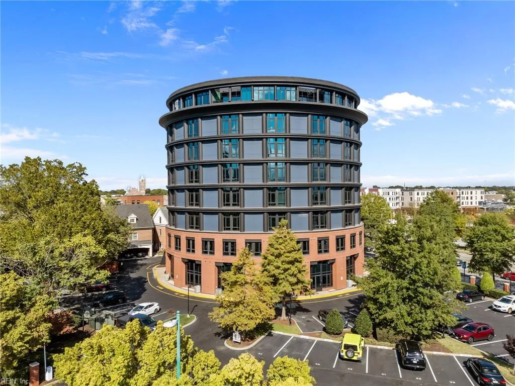 415 Saint Pauls BLVD #509, Norfolk — 2 bed Residential, 1,113 sqft