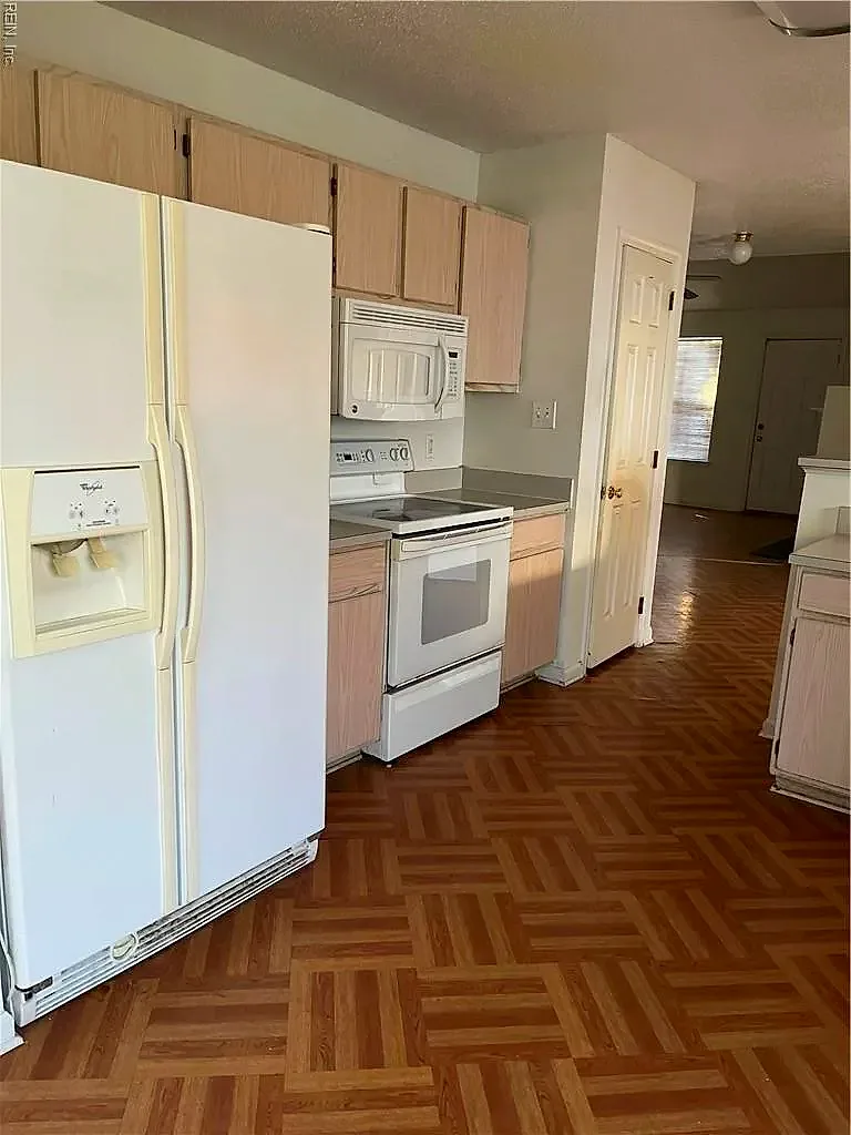 114 Ashton Green BLVD, NEWPORTNEWS VA 23608 - Photo 3